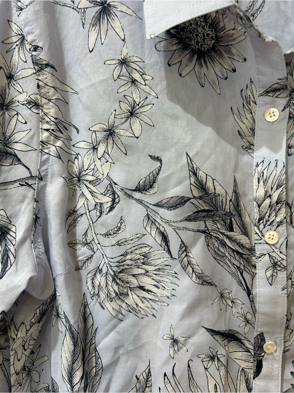 J.McLaughlin Lois Floral Voile Button-Front Shirt Blue/Gray Floral size Large - Picture 6 of 8